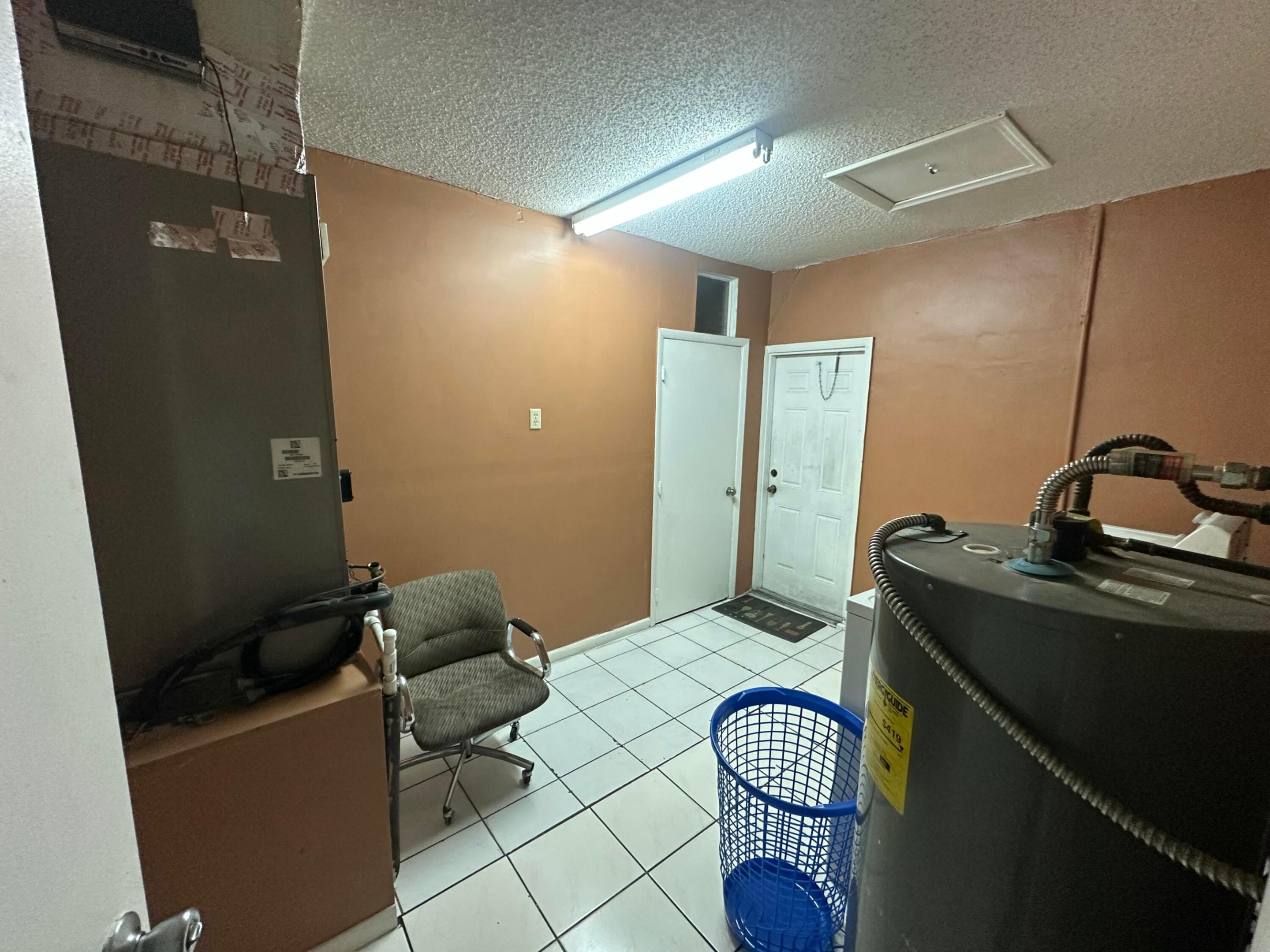 Flair Sub Six 68-6 B - Residential