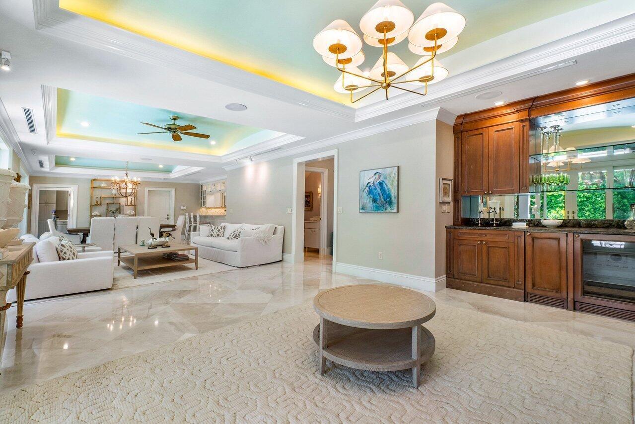 NORTH SHORE - Residential Lease