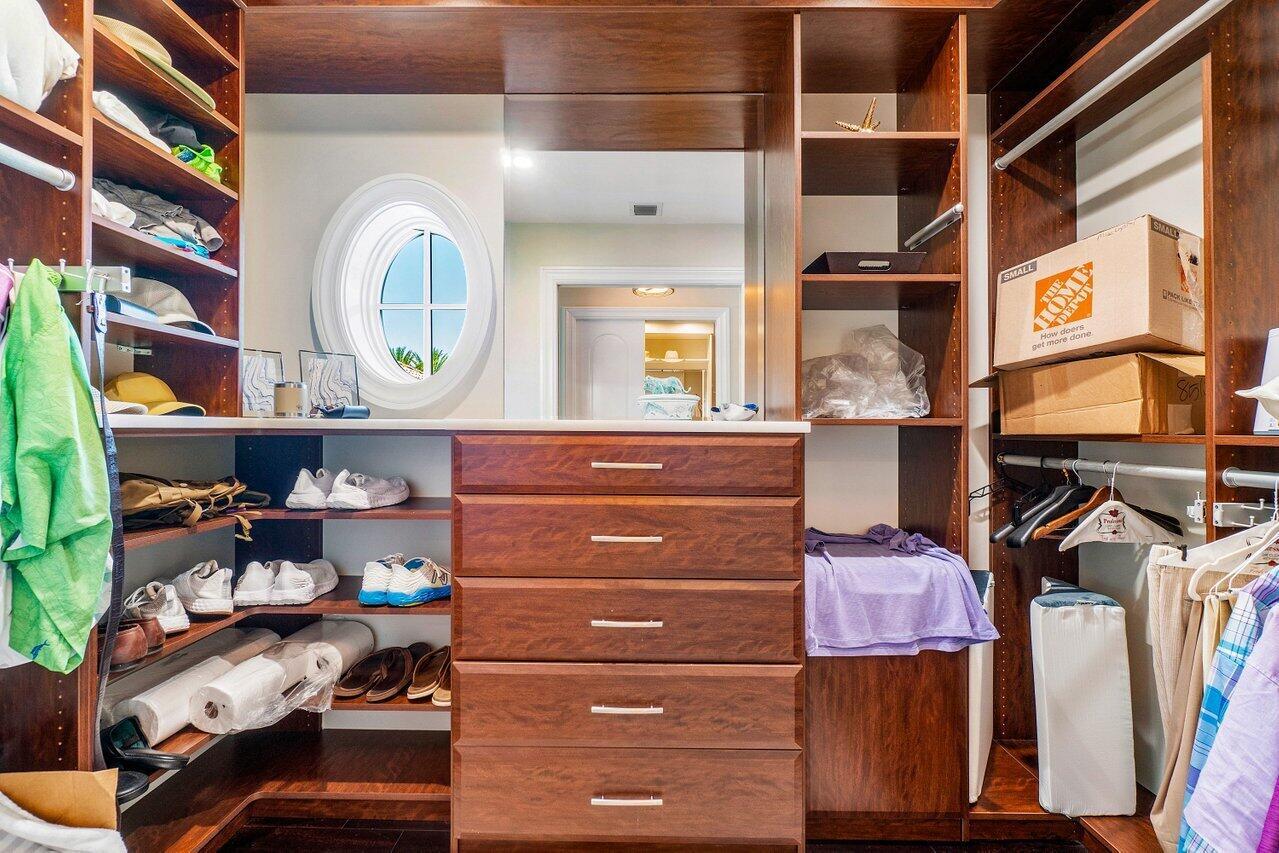 NORTH SHORE - Residential Lease