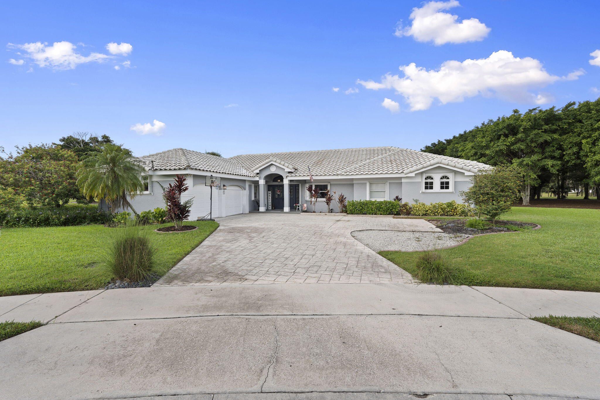 118 ELYSIUM Drive