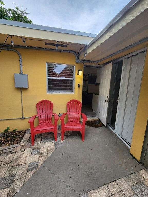 Photo of 2032 NE 26th Street #4, Wilton Manors, FL 33305 (MLS # F10469066)