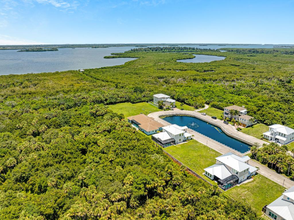 AVALON BEACH PUD - Land