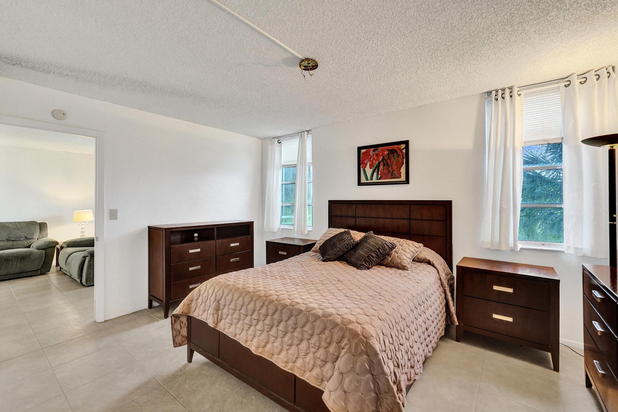 CONDO 6 OF SABAL PALM CONDOS - Residential