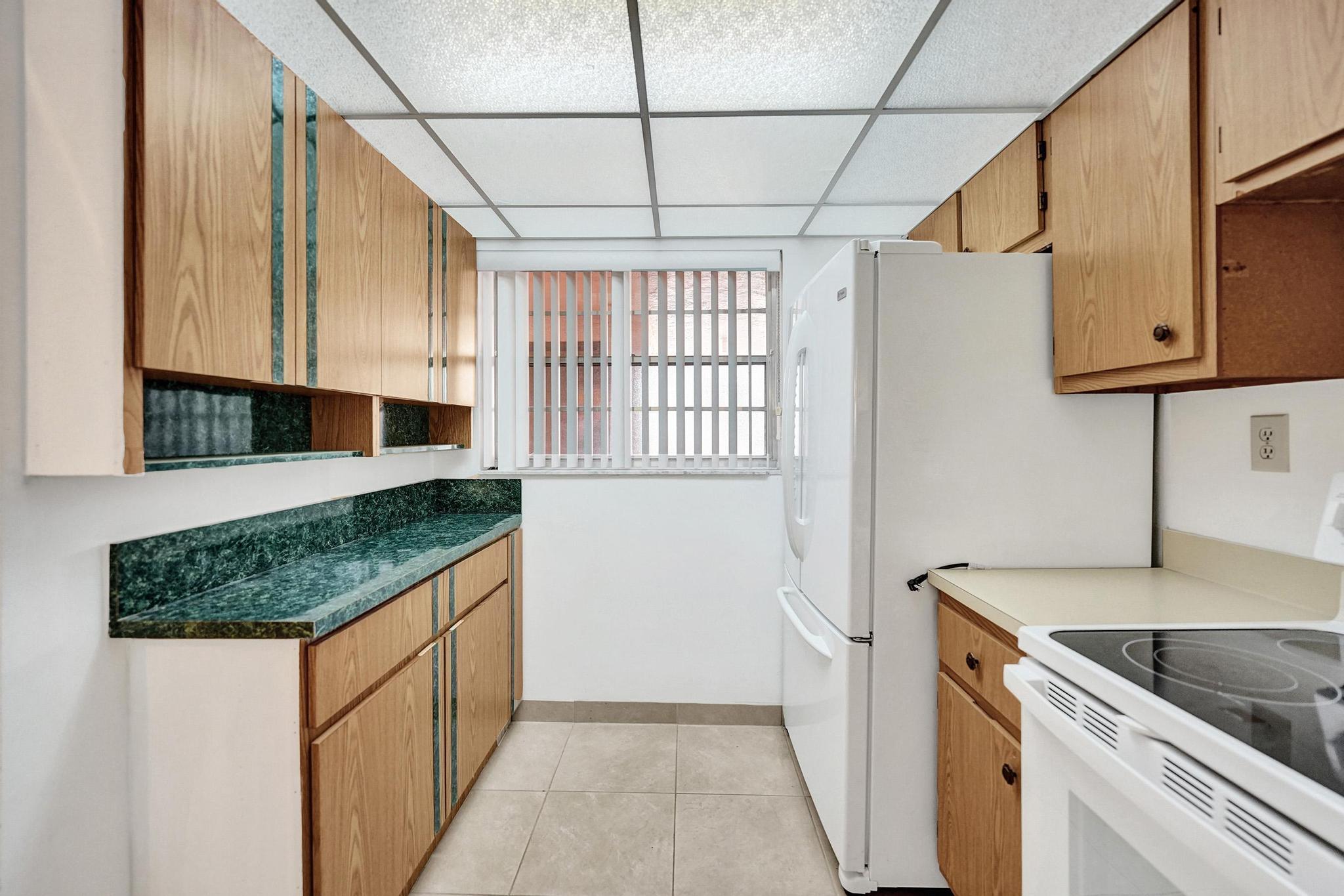 CONDO 6 OF SABAL PALM CONDOS - Residential