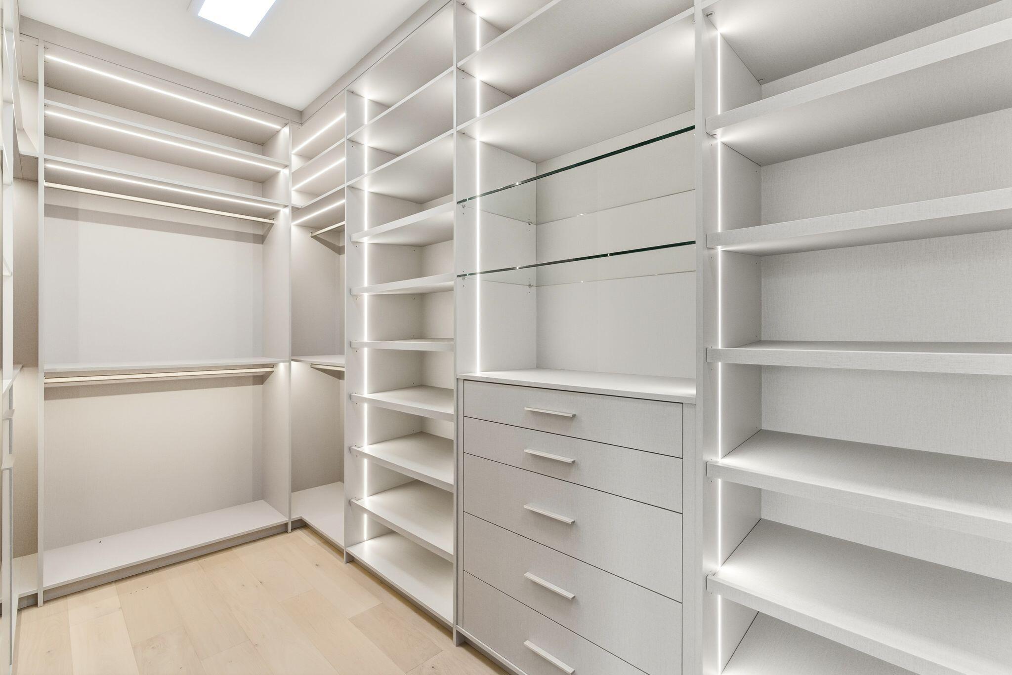 BOCA VILLAS - Residential