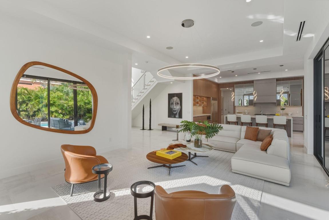 BOCA VILLAS - Residential