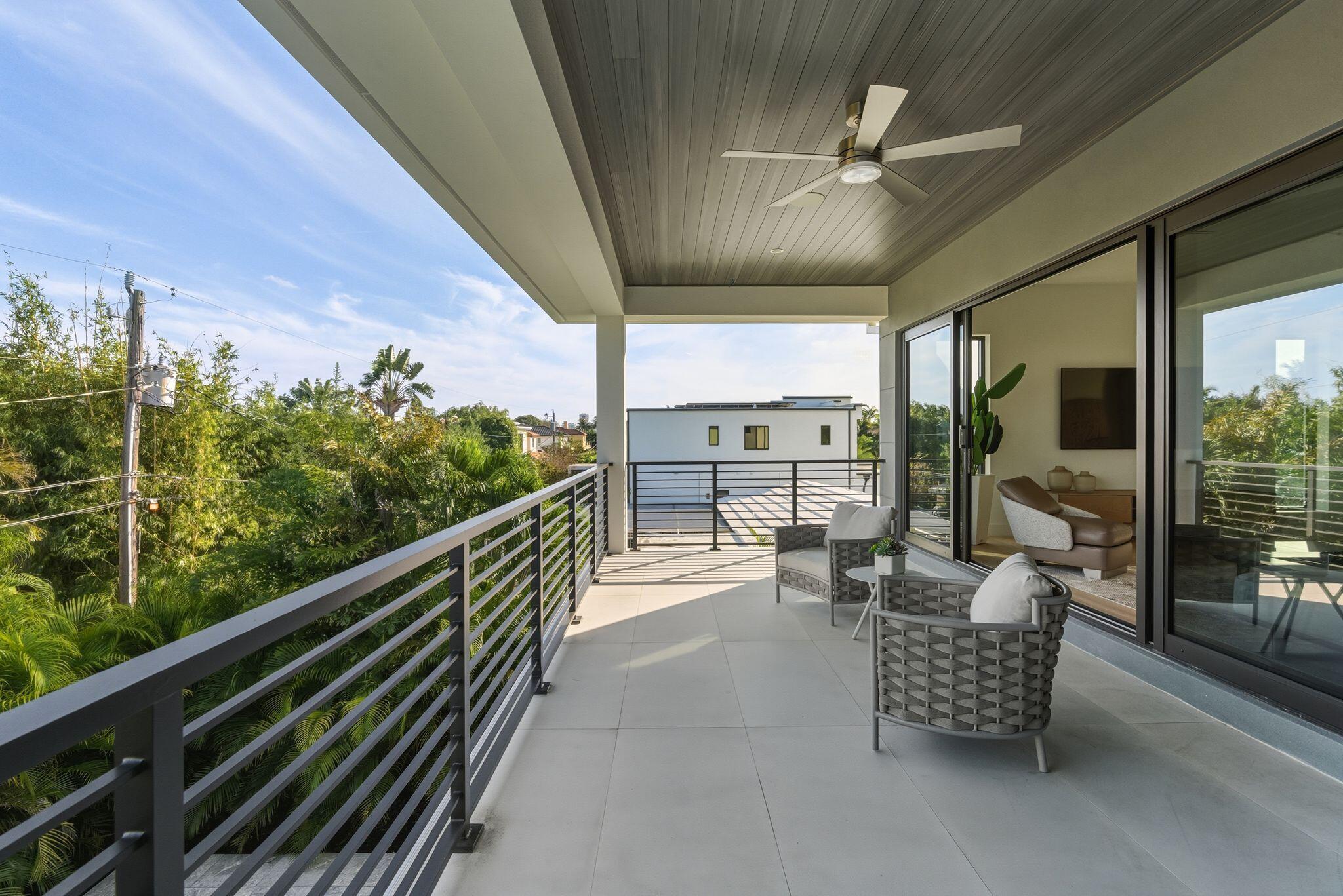 BOCA VILLAS - Residential