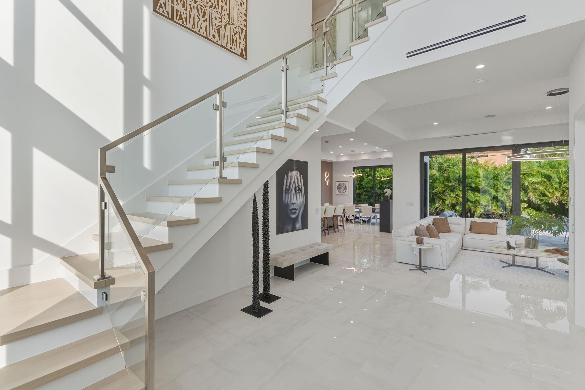 BOCA VILLAS - Residential