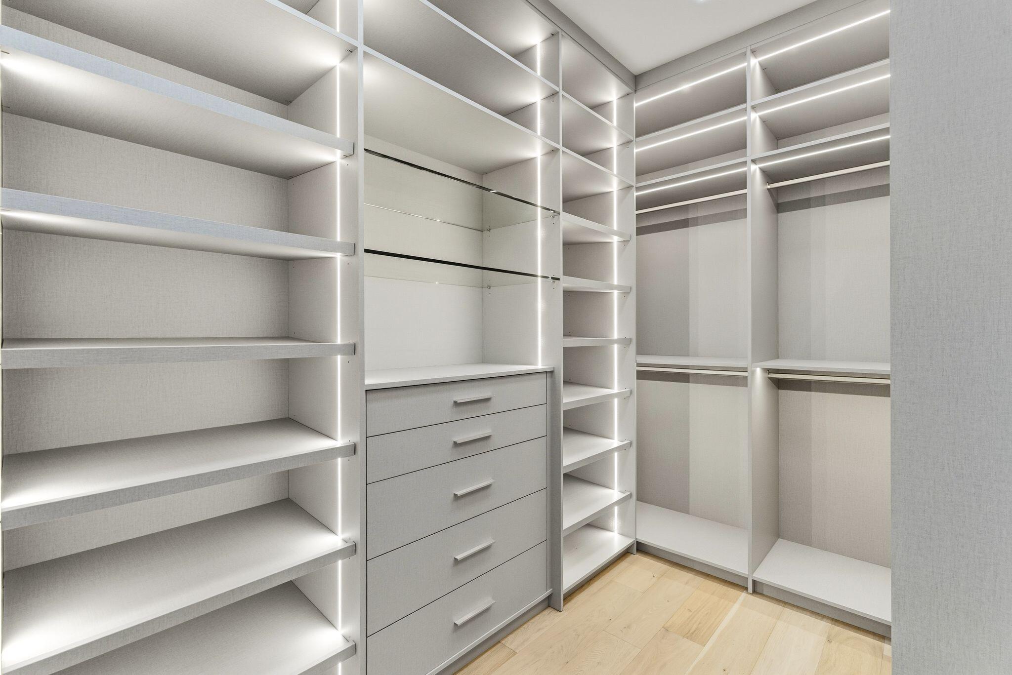 BOCA VILLAS - Residential