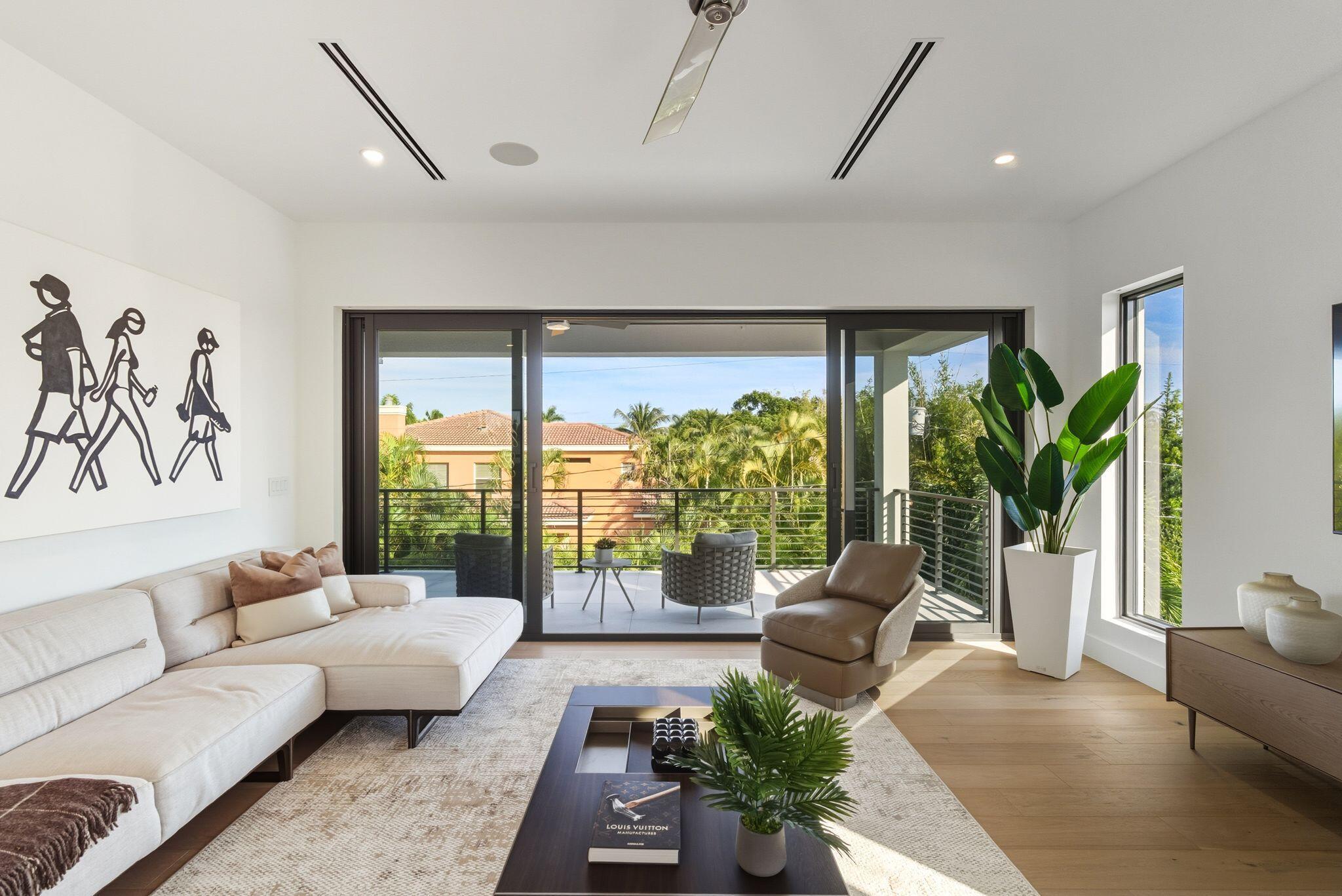 BOCA VILLAS - Residential