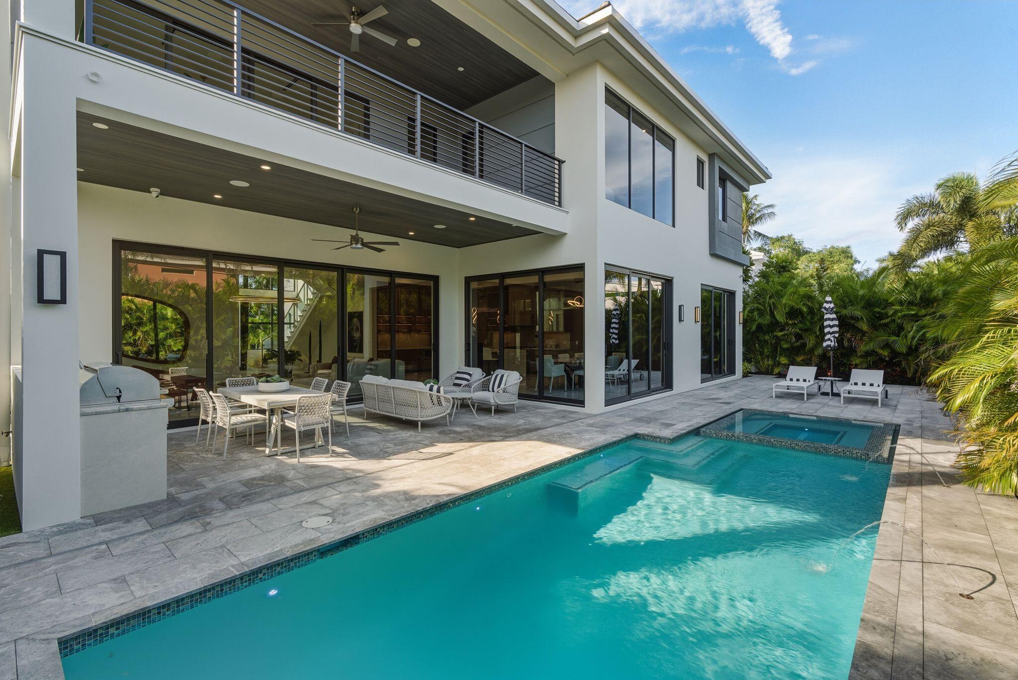 BOCA VILLAS - Residential