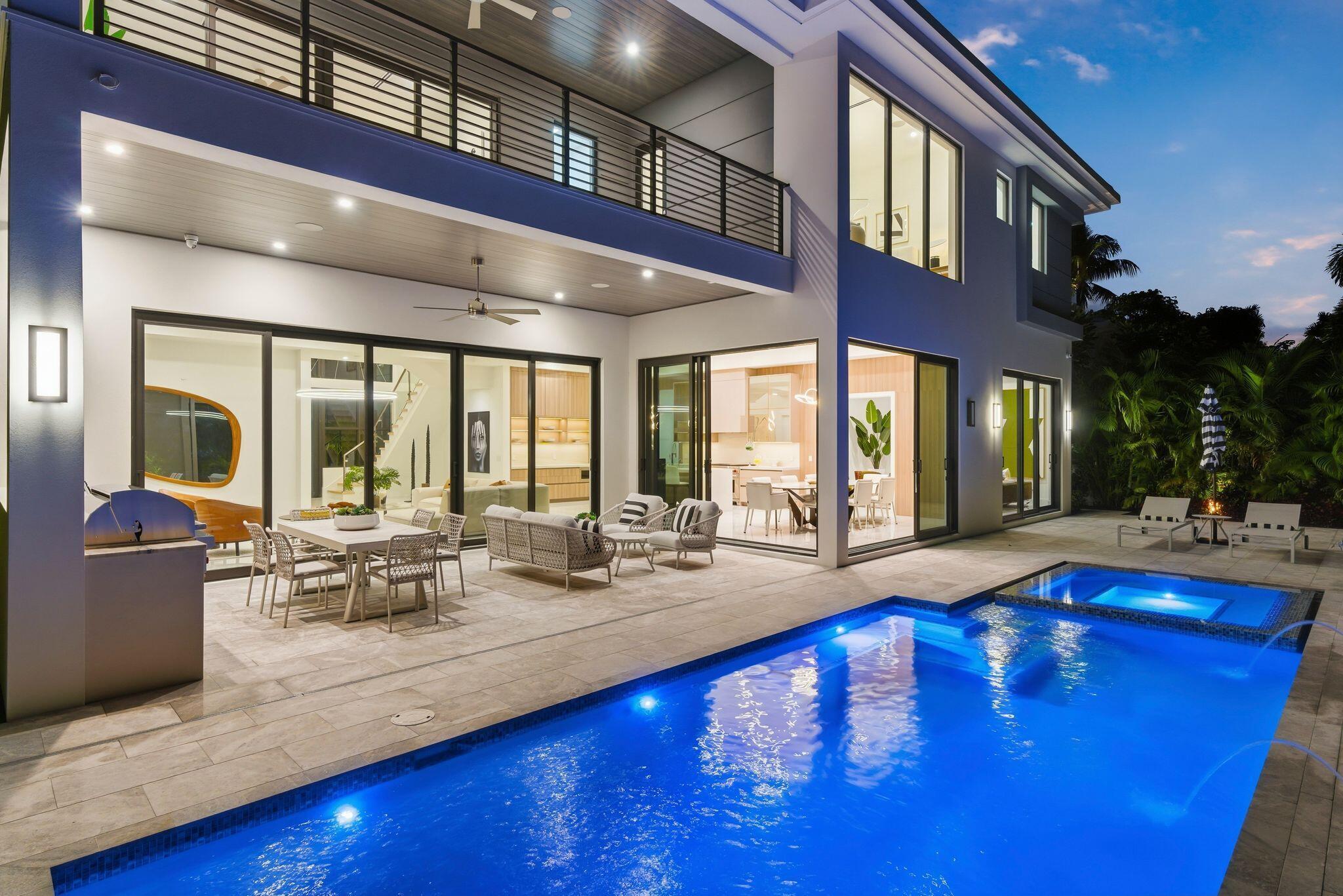 BOCA VILLAS - Residential