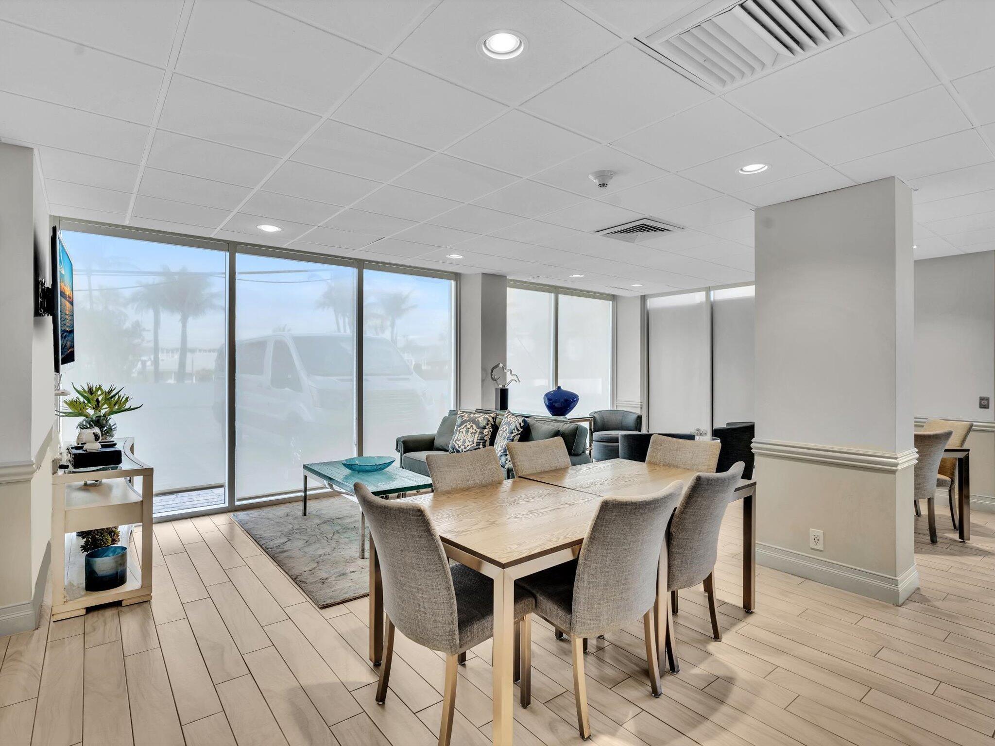 OCEAN TOWERS CONDO - Residential