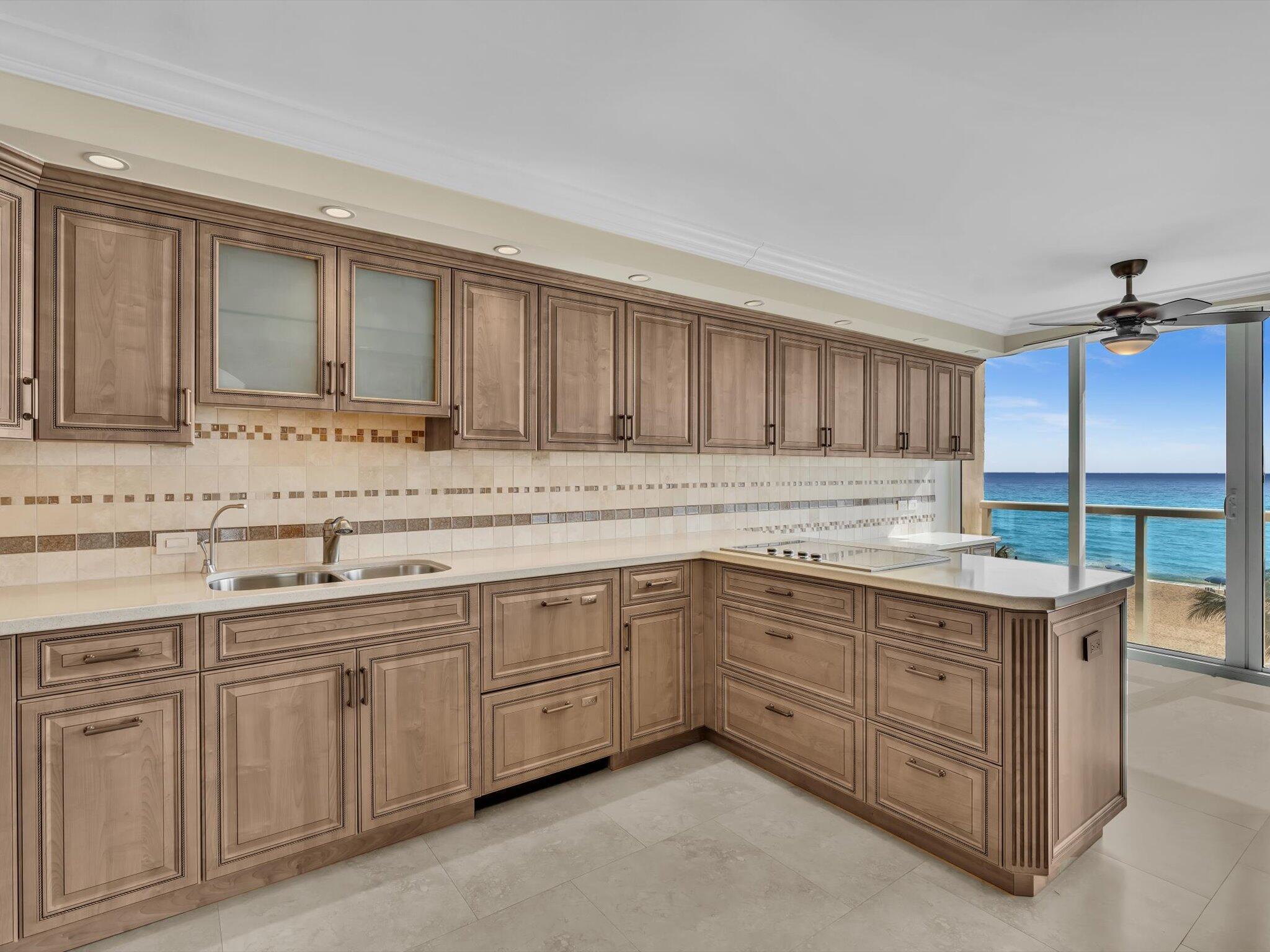 OCEAN TOWERS CONDO - Residential