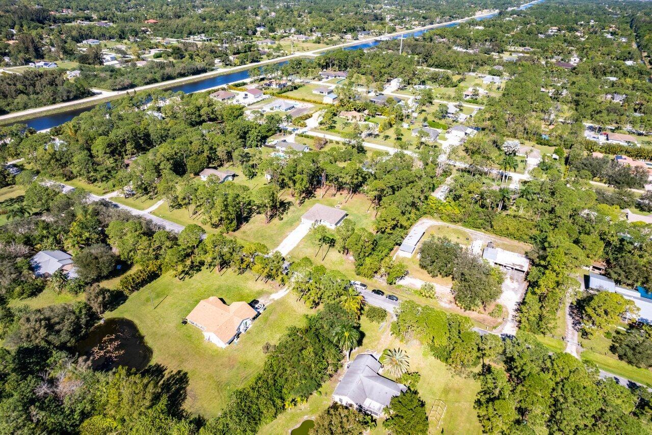 The Acreage - Residential