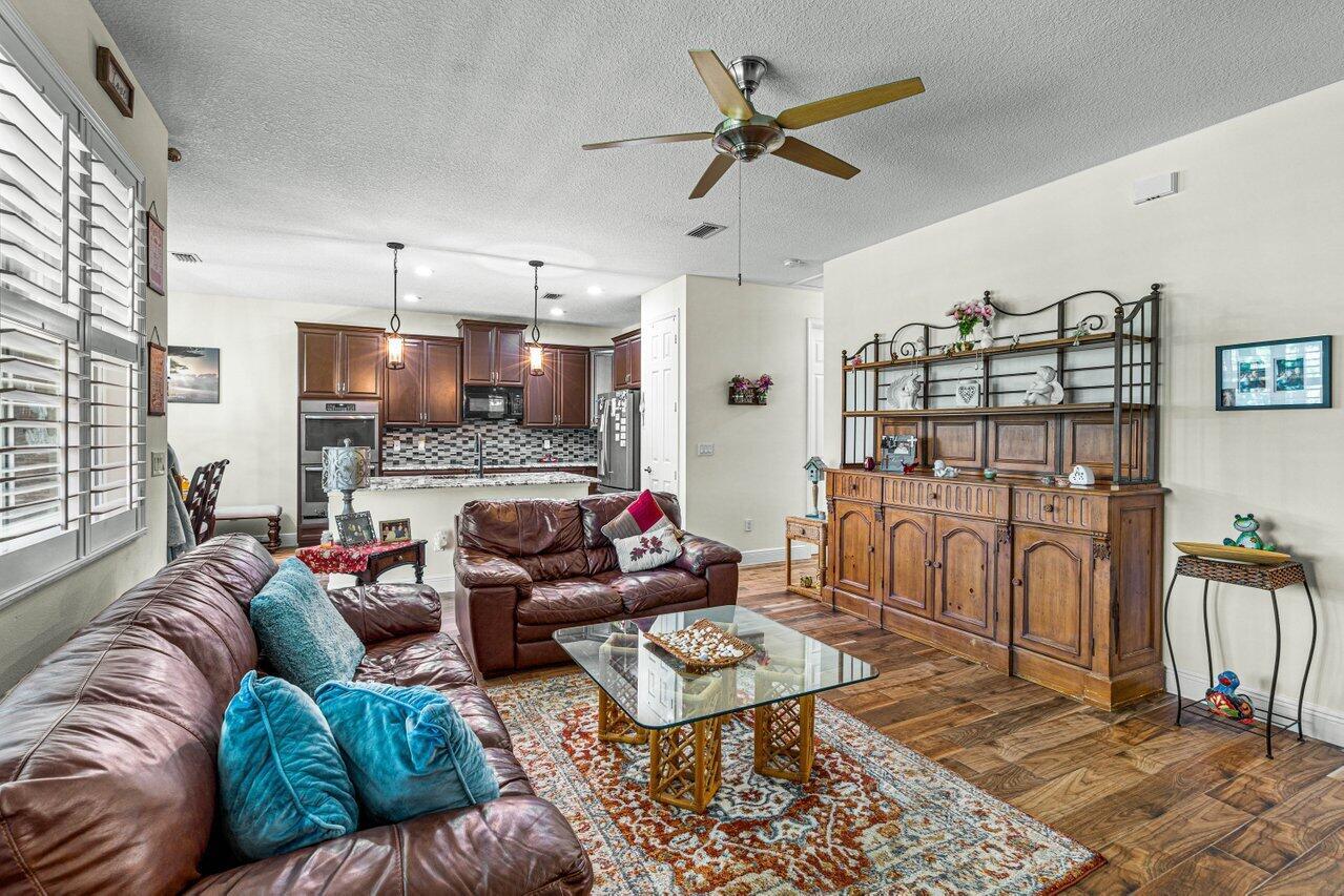 The Acreage - Residential