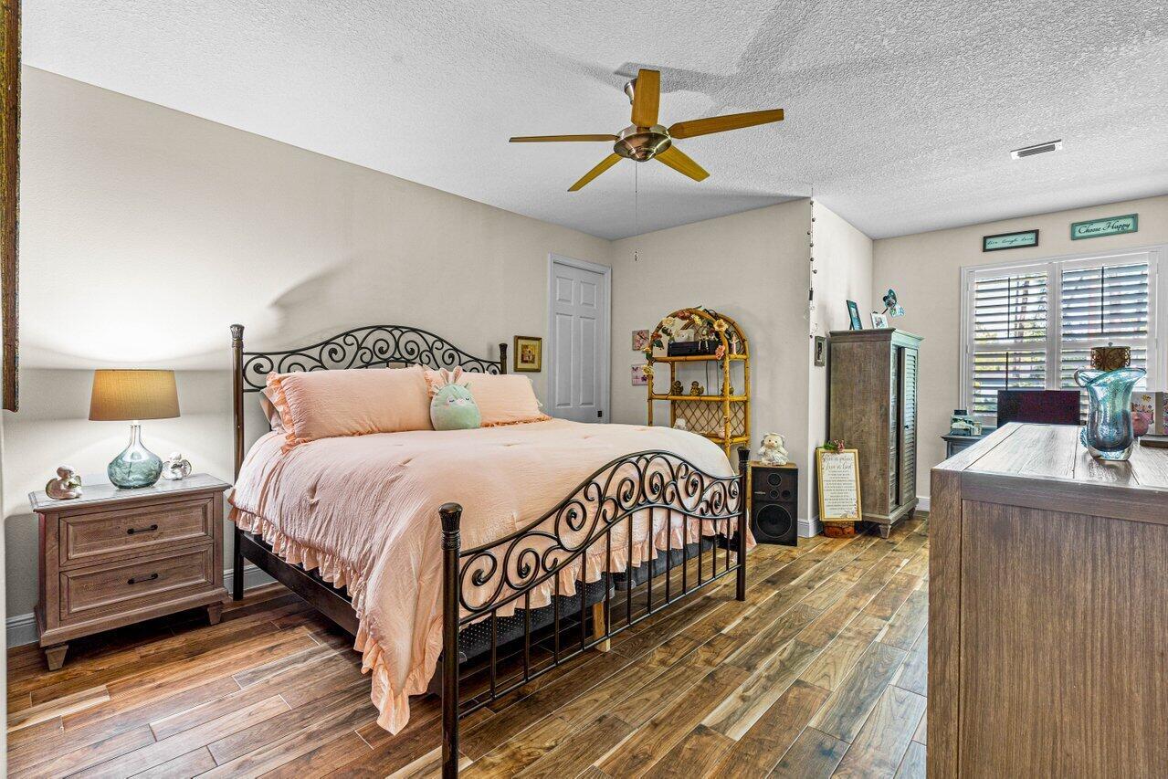 The Acreage - Residential