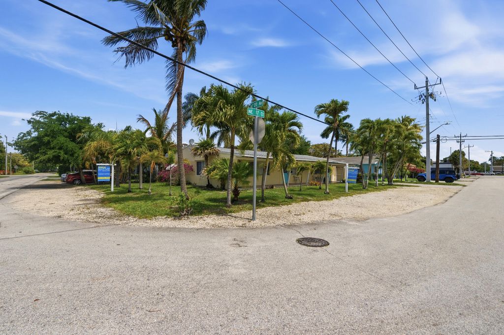 Photo of 20012005 NE 17th Court, Fort Lauderdale, FL 33305 (MLS # B26018483)