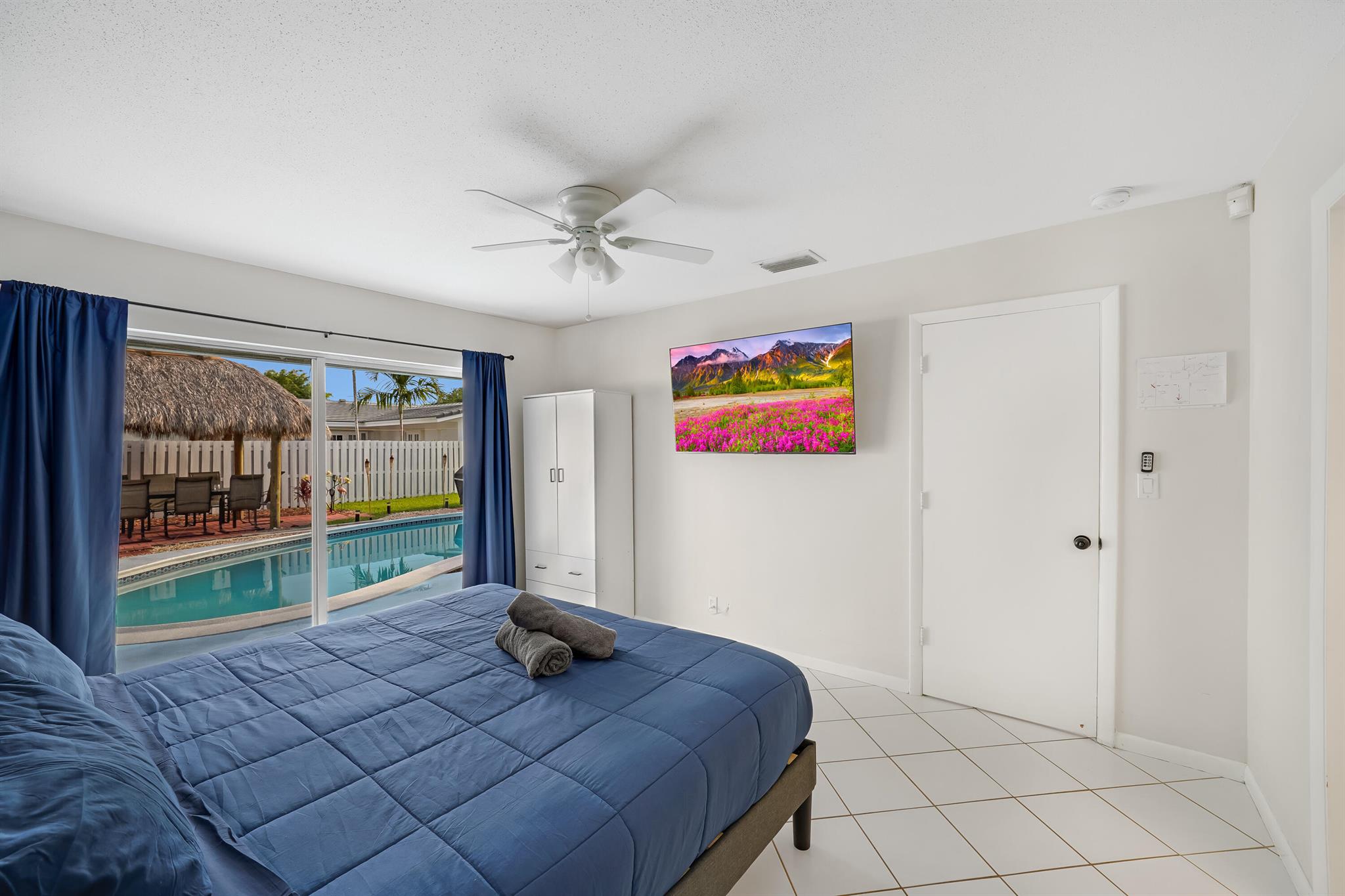 IMPERIAL POINT 5 SEC - Residential