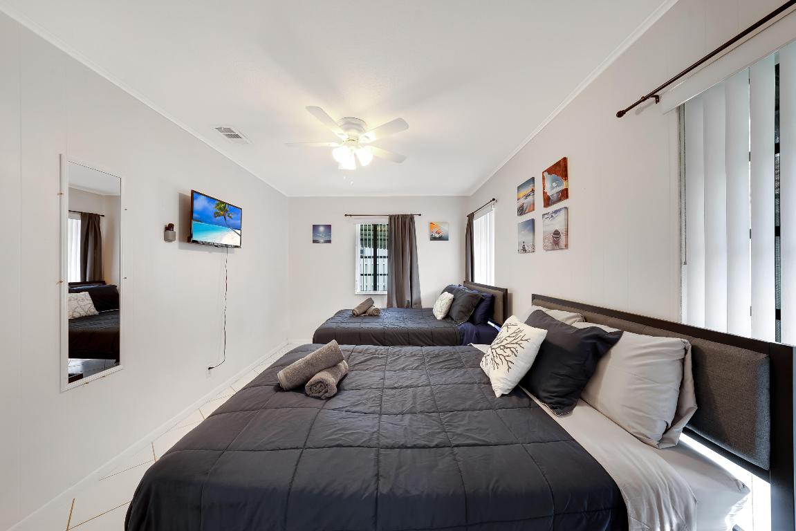 IMPERIAL POINT 5 SEC - Residential