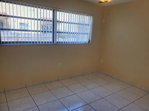 1451 W 43rd Place, Hialeah, FL MLS: R11041276