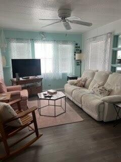 LEISURE VILLAGE MOBILE HM PK UNREC CO-OP - Residential