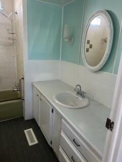 LEISURE VILLAGE MOBILE HM PK UNREC CO-OP - Residential