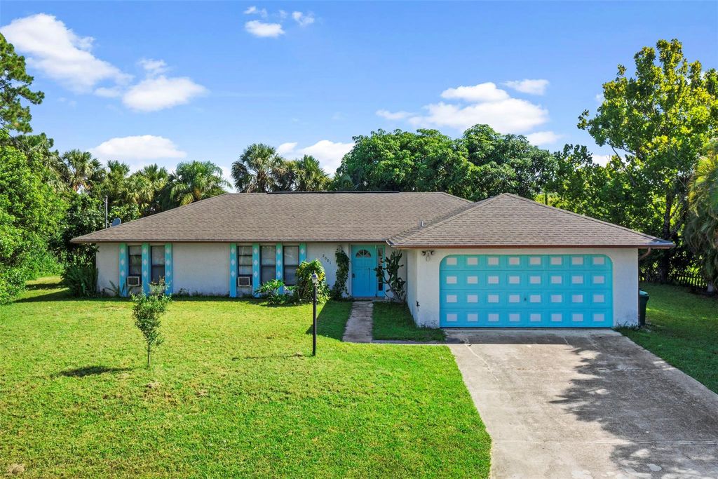 Photo of 2001 SW Driftwood Street, Port Saint Lucie, FL 34953 (MLS # F10514438)