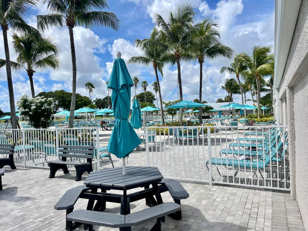 Photo of 20 Valencia, Delray Beach, FL 33446 (MLS # B26003041)