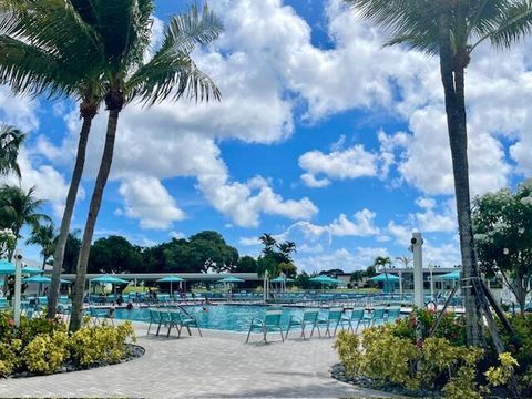 20 Valencia Delray Beach FL 33446