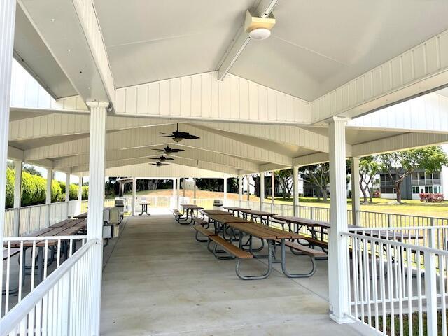 KINGS POINT VALENCIA CONDOS - Residential