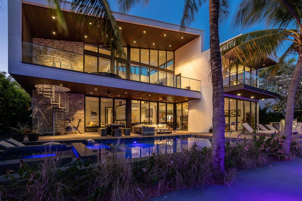 BOCA HARBOUR 2ND SEC - Residential