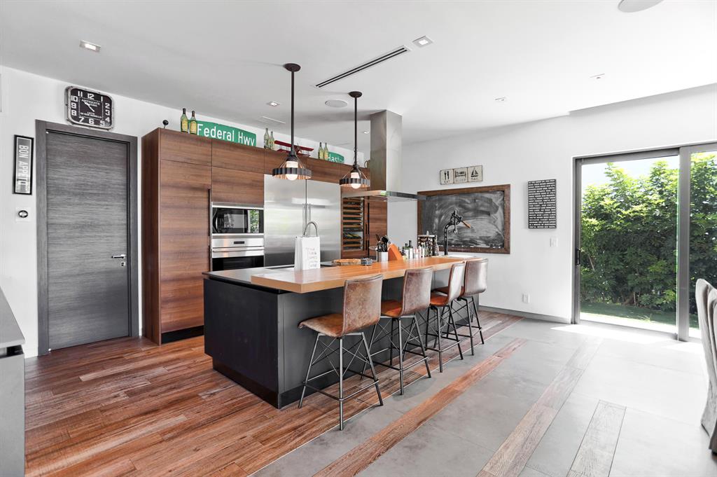 BOCA HARBOUR 2ND SEC - Residential