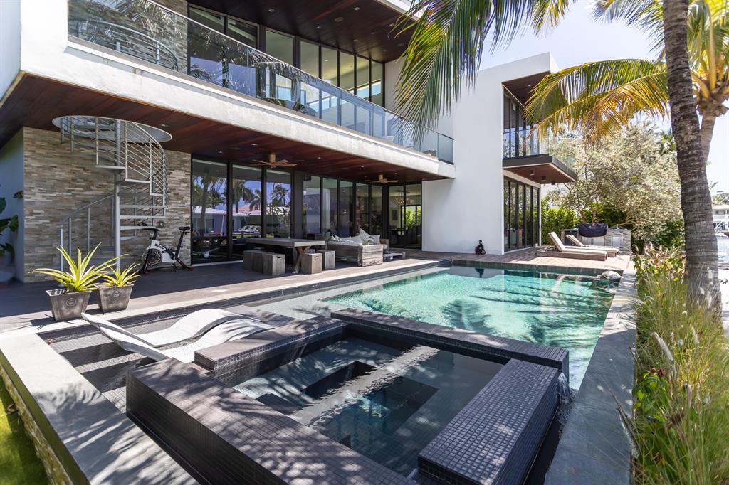 BOCA HARBOUR 2ND SEC - Residential