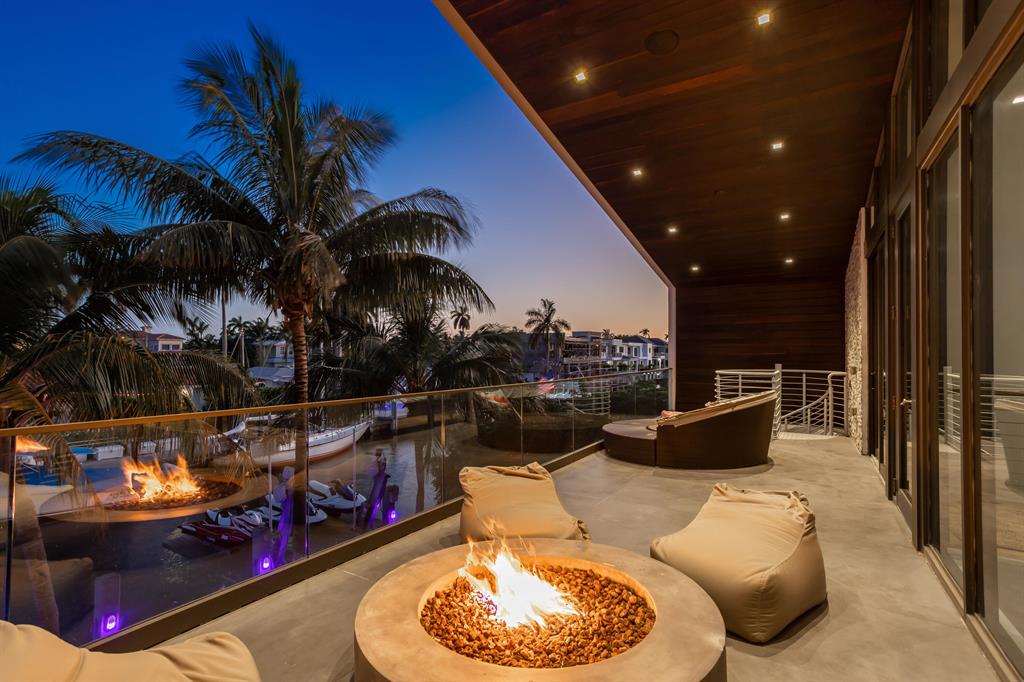 BOCA HARBOUR 2ND SEC - Residential