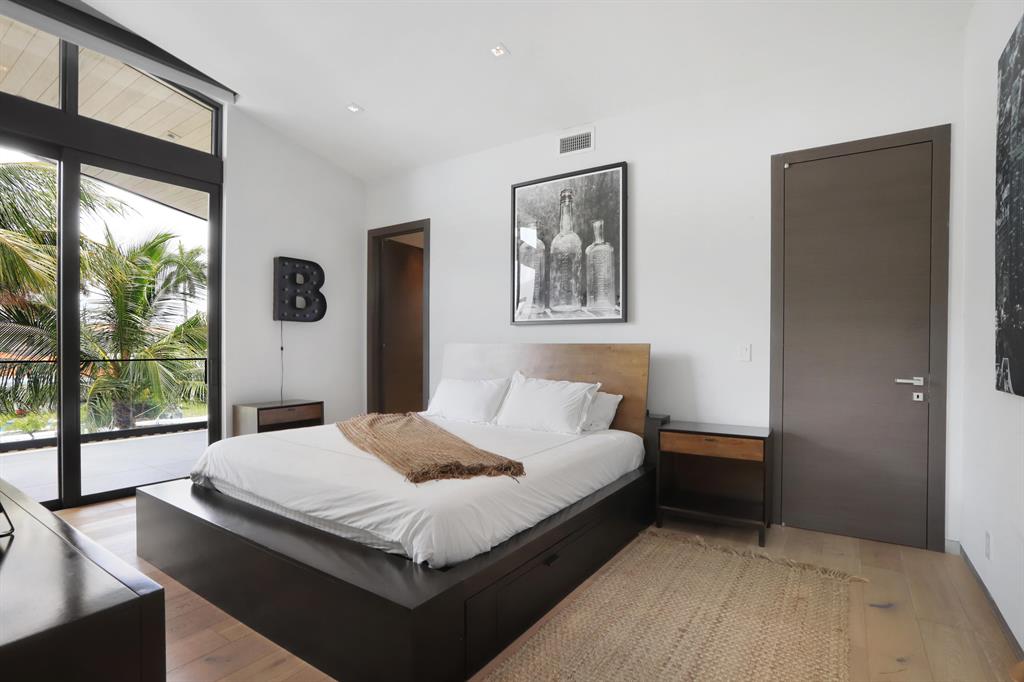 BOCA HARBOUR 2ND SEC - Residential