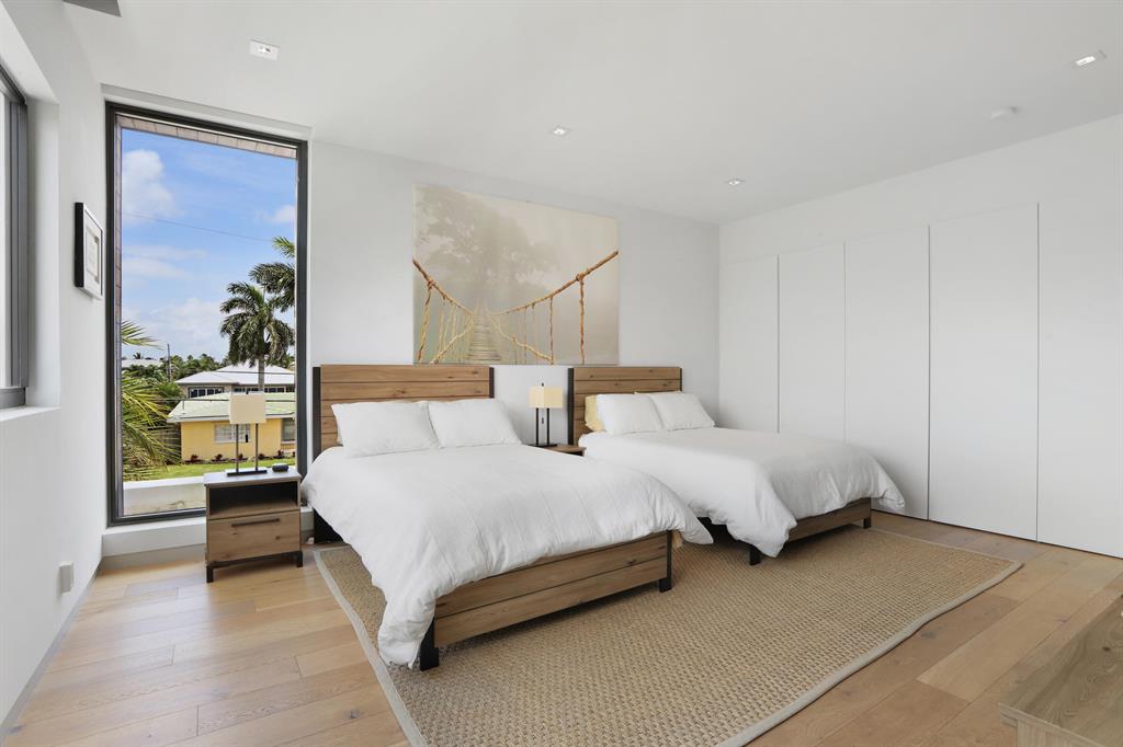 BOCA HARBOUR 2ND SEC - Residential