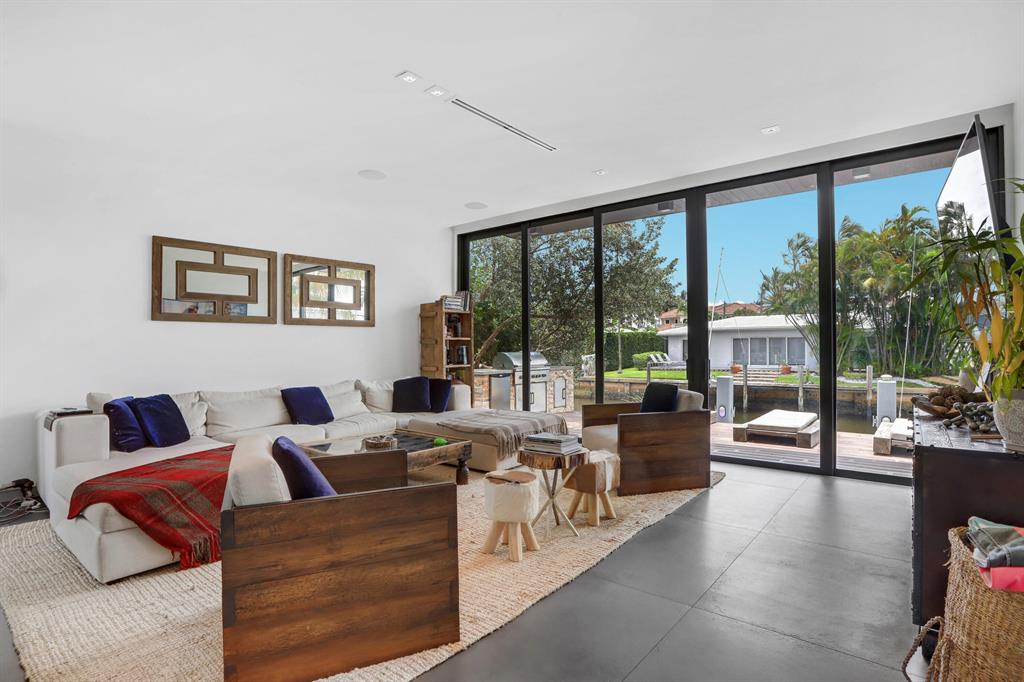 BOCA HARBOUR 2ND SEC - Residential