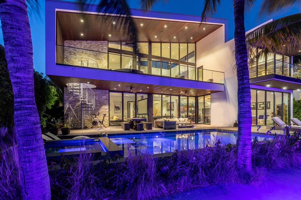 BOCA HARBOUR 2ND SEC - Residential