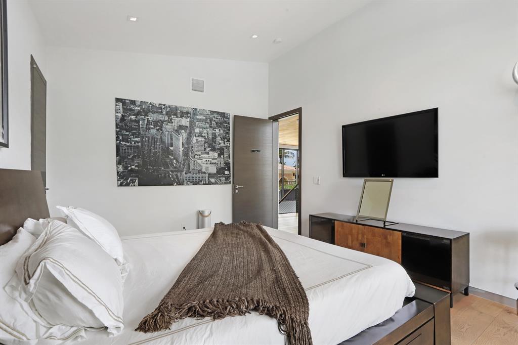 BOCA HARBOUR 2ND SEC - Residential