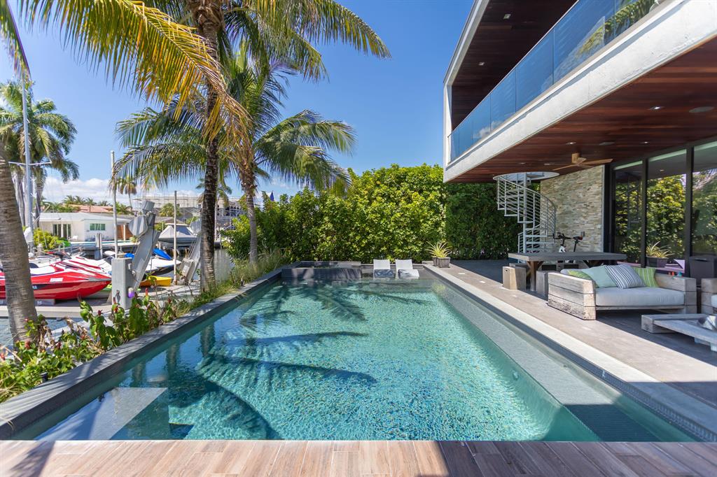 BOCA HARBOUR 2ND SEC - Residential