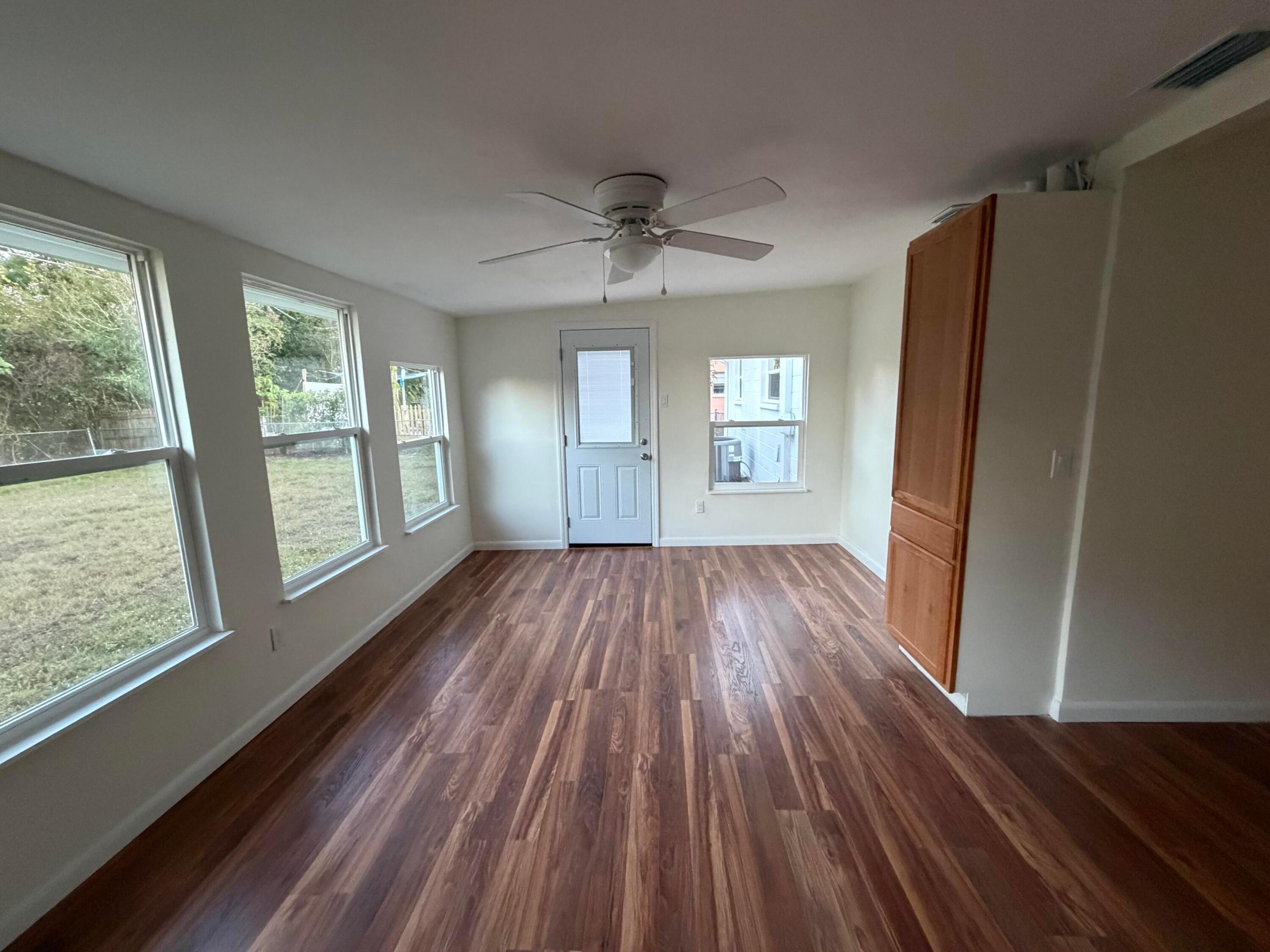 SHADOWLAWN - Residential