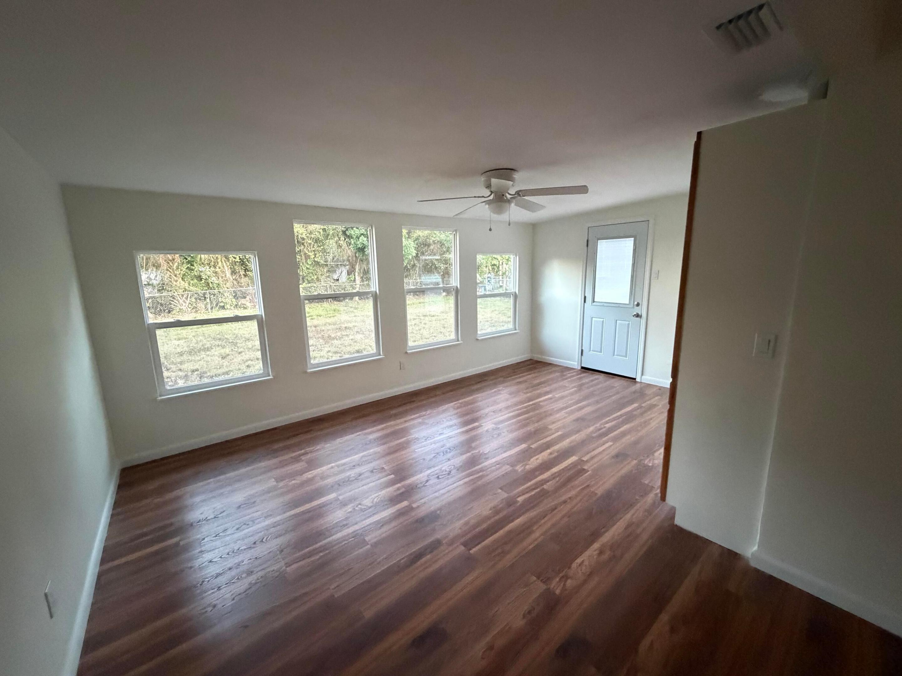 SHADOWLAWN - Residential