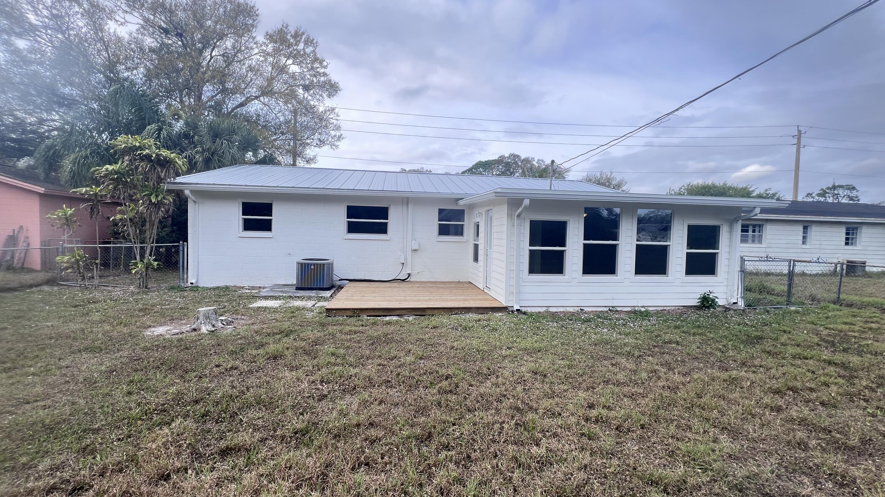 SHADOWLAWN - Residential