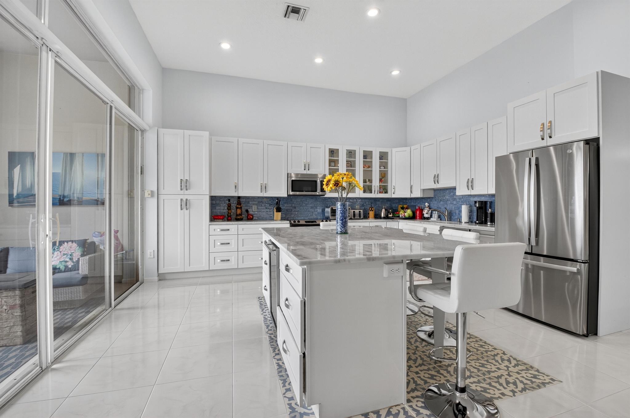 NEWPORT BAY CLUB - Residential