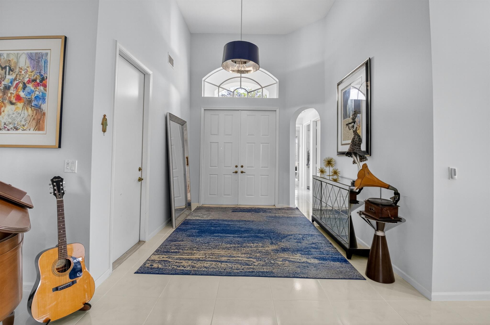 NEWPORT BAY CLUB - Residential