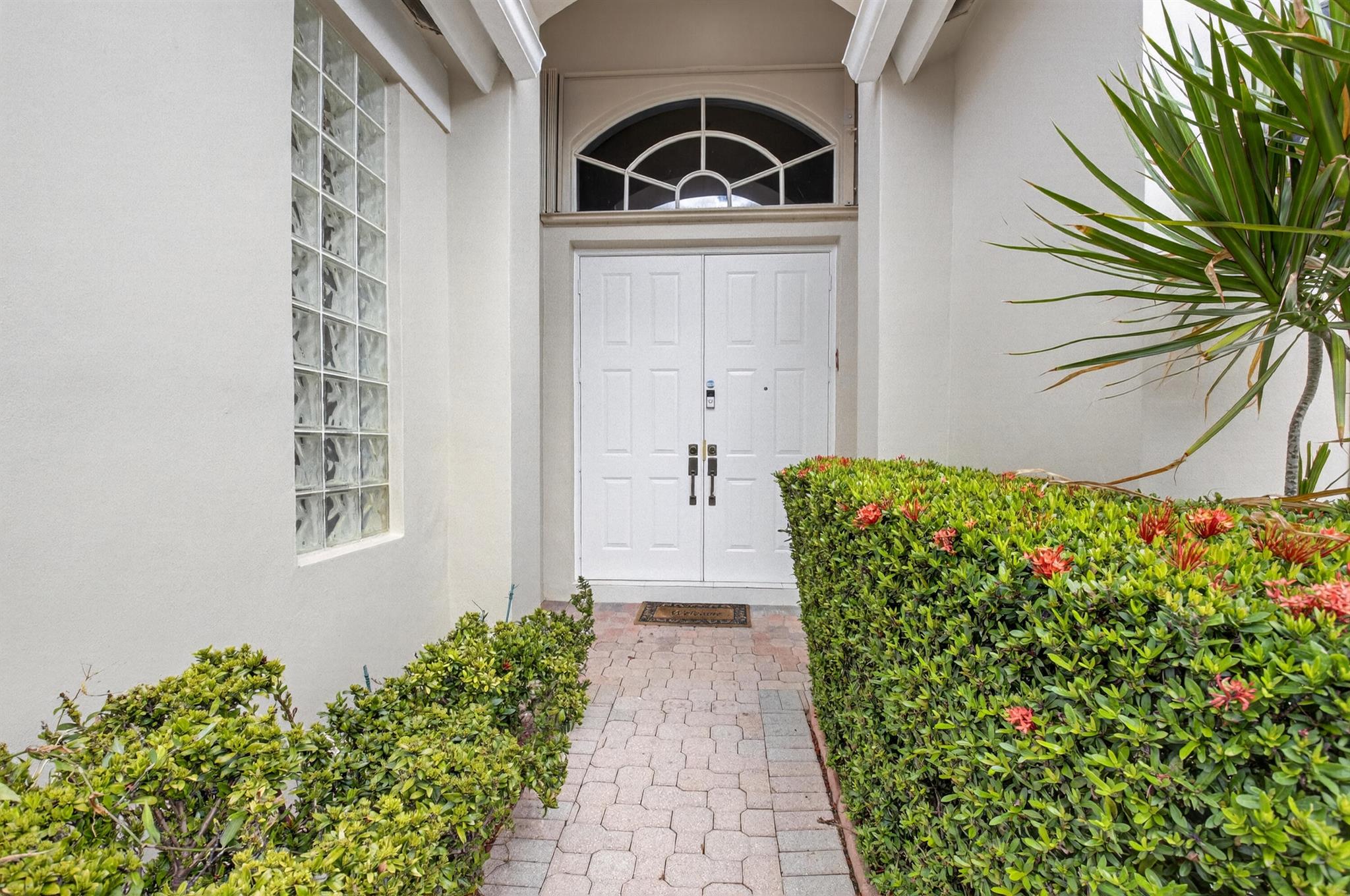 NEWPORT BAY CLUB - Residential