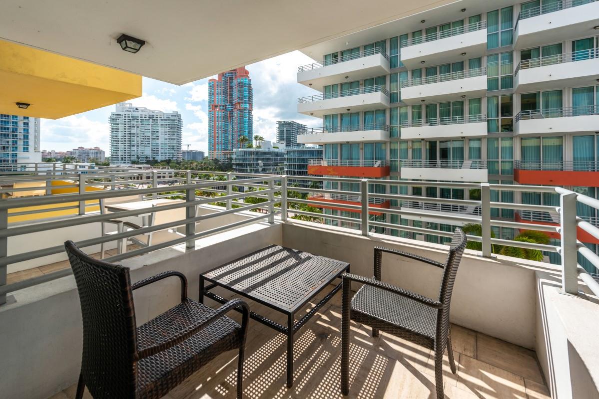 Turnkey hotel/condo unit at the AAAA-4 Diamond HILTON BENTLEY BEACH. Best location in south beach "SOFI" walk to anything!! It is located at the world-famous 101 Ocean Drive and offers beautiful all-suite sophisticated beachfront accommodation.
This unit is Beautifully Decorated with European furnishings made exclusively for the Bentley Beach Hotel. It has a generously sized bathroom and kitchenette with gleaming marble floors.