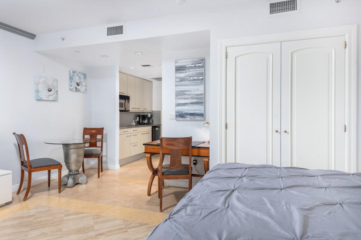 BENTLEY BEACH CONDO - Residential