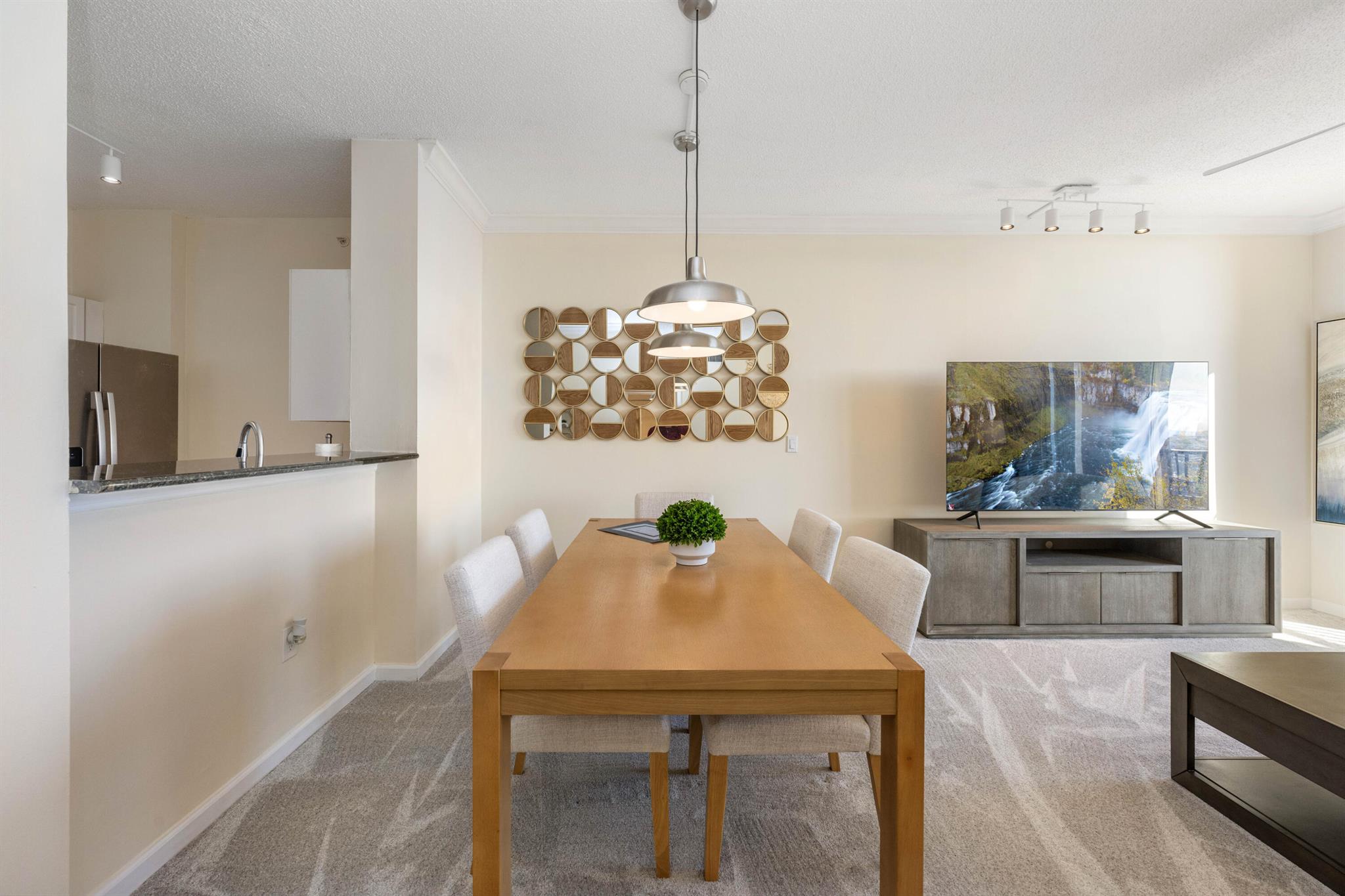 TOWER CONDO AT CITYPLACE - Residential